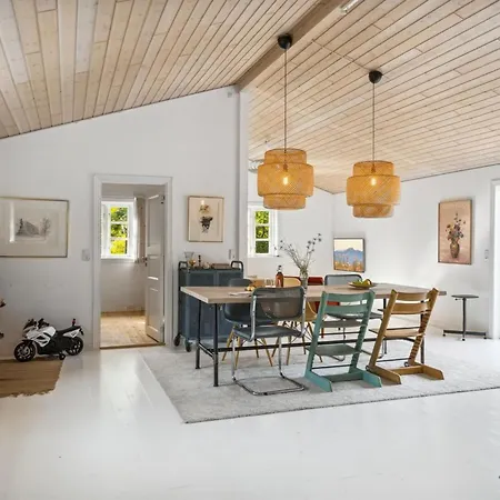Mella - 625m From The Sea By Interhome