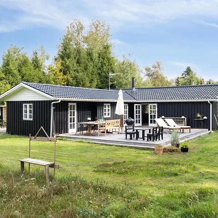 Feriehus Mella - 625m From The Sea By Interhome *